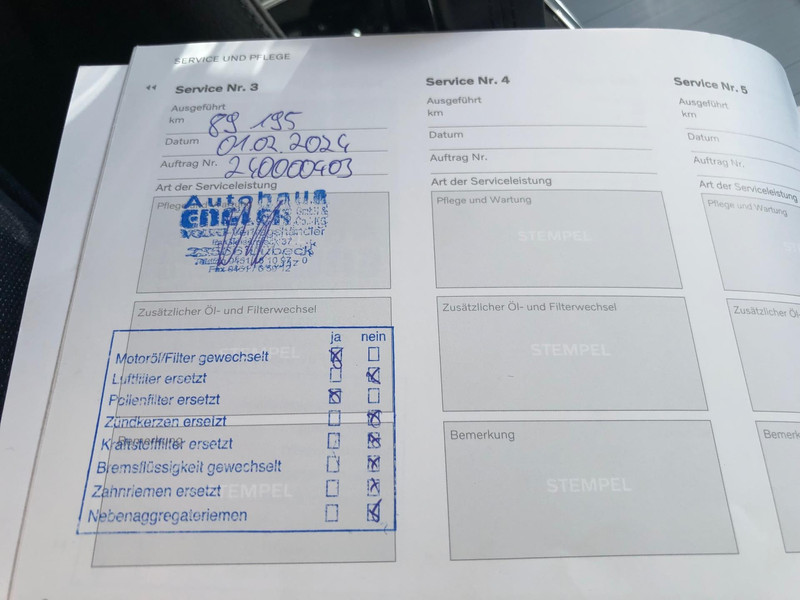 43529640-45.jpg
